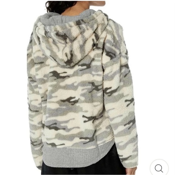 PJ Salvage sherpa fleece camo hoodie - Picture 3 of 10